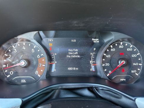 Used 2025 Jeep Compass Limited image 41