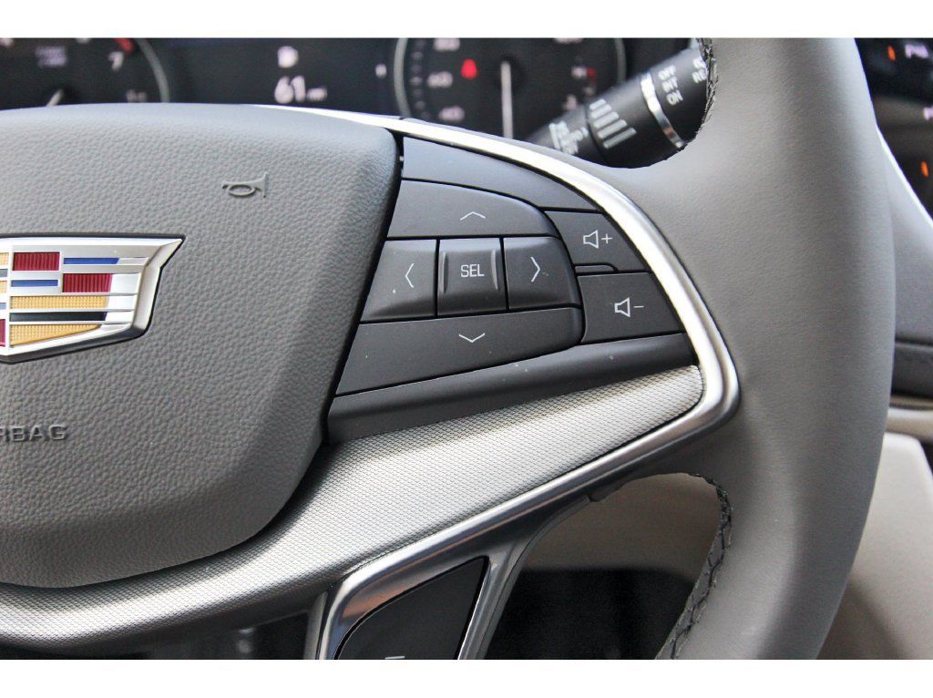 Used 2026 Cadillac XT5 Premium Luxury w/ Driver Assist Package FWD image 16