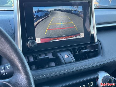 Certified 2025 Toyota RAV4 XLE AWD/4WD image 29