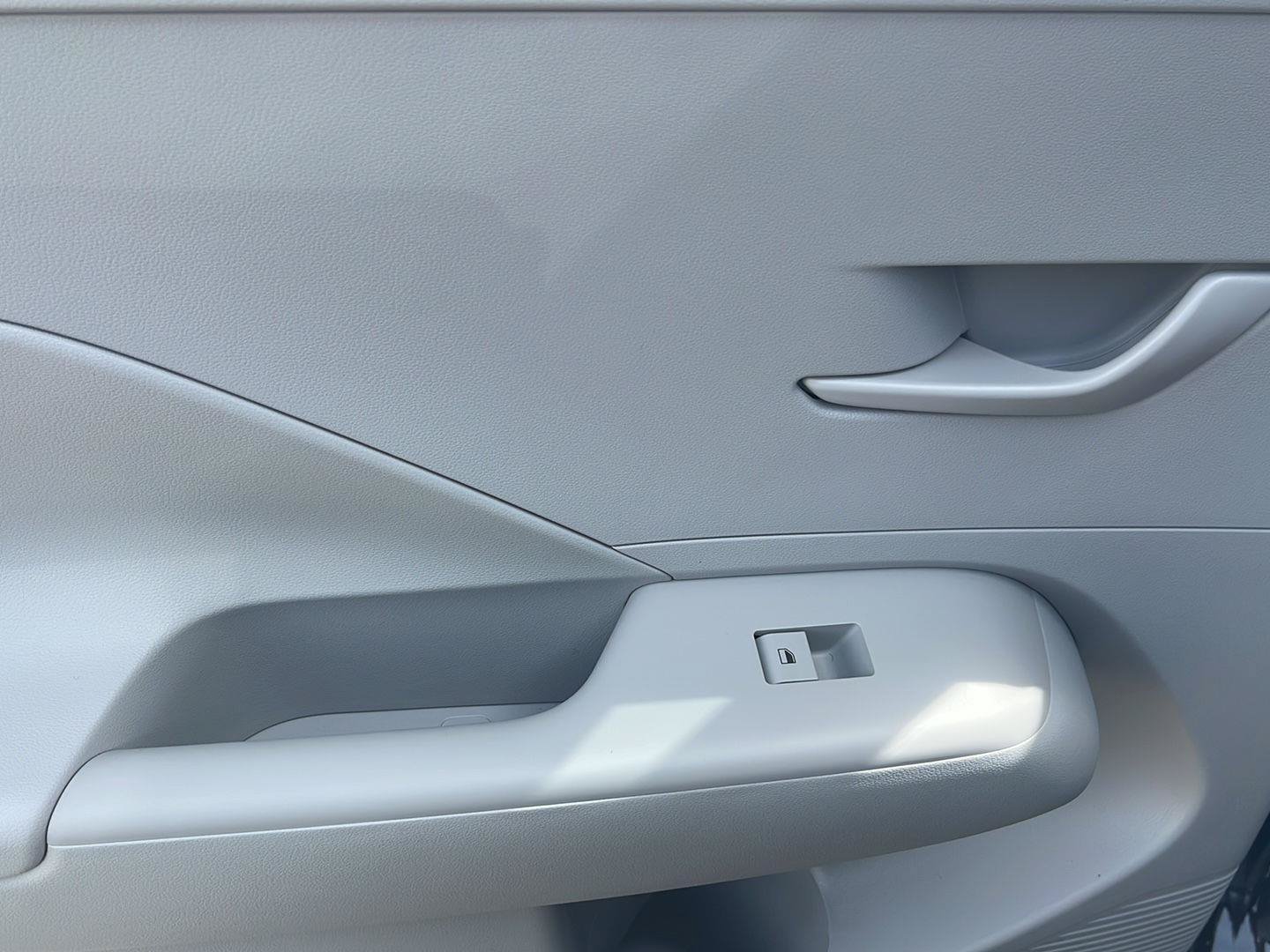 New 2026 Hyundai Kona SEL Sport AWD/4WD image 19