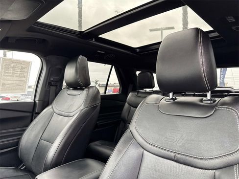 Used 2022 Ford Explorer ST w/ Equipment Group 401A image 22