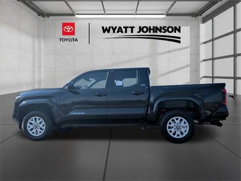 New 2026 Toyota Tacoma SR5 image 2