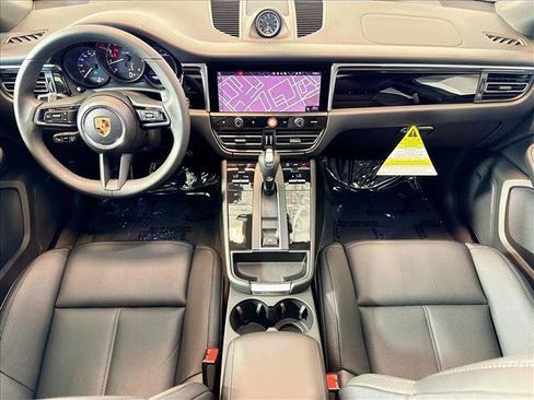 Used 2026 Porsche Macan AWD/4WD image 19