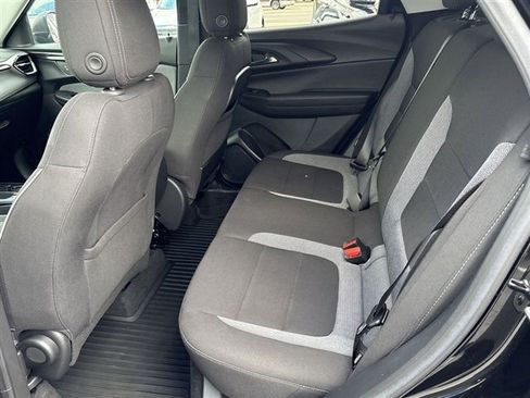 Used 2024 Chevrolet TrailBlazer LS w/ LS Convenience Package FWD image 23