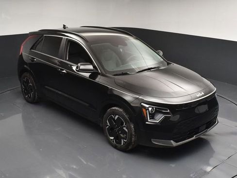 Certified 2025 Kia Niro Wind image 37