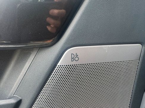 Used 2021 Ford F150 Lariat w/ Equipment Group 502A High image 27