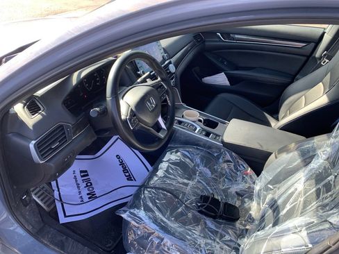 Used 2022 Honda Accord Sport image 12