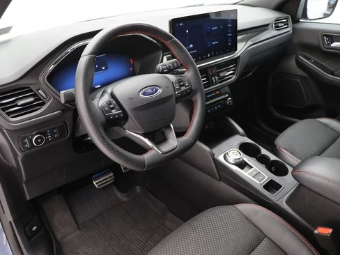 Used 2023 Ford Escape ST-Line Elite w/ Class II Trailer Tow Package image 16