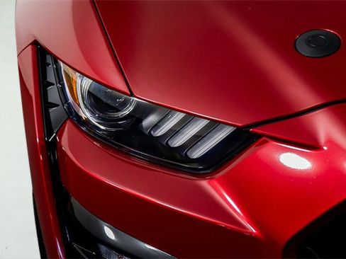 Used 2020 Ford Mustang Shelby GT500 w/ Technology Package image 72