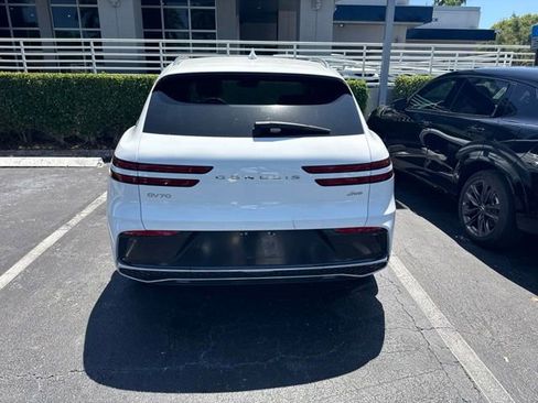 Used 2026 Genesis GV70 2.5T AWD/4WD image 15