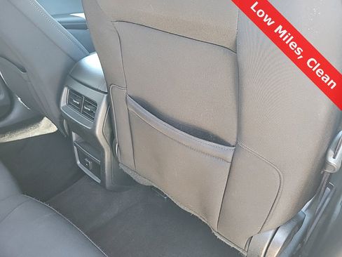 Used 2020 Ford Edge SE image 36