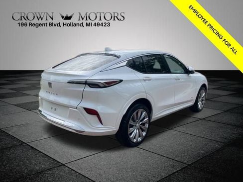 New 2025 Buick Envista Avenir image 12