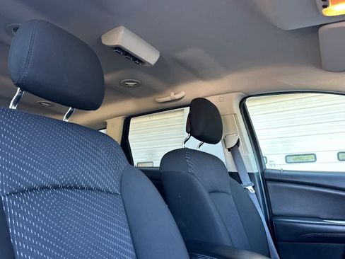 Used 2019 Dodge Journey SE w/ Premium Group FWD image 18