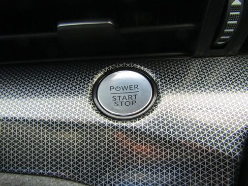 Used 2025 Ford Mustang Mach-E GT AWD/4WD image 34