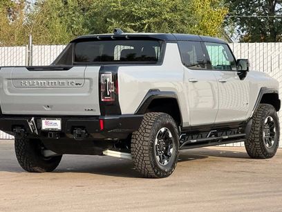 New 2025 GMC Hummer EV 2X w/ Extreme Off-Road Package