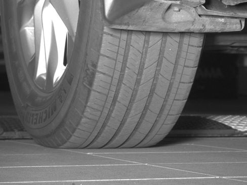 Used 2024 Toyota Corolla Cross LE FWD image 10