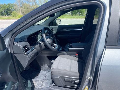New 2026 GMC Terrain Elevation w/ Technology Package II AWD/4WD image 9