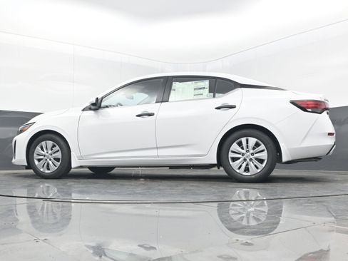 New 2025 Nissan Sentra S image 25