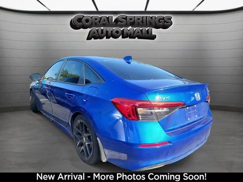 Used 2024 Honda Civic Sport image 3