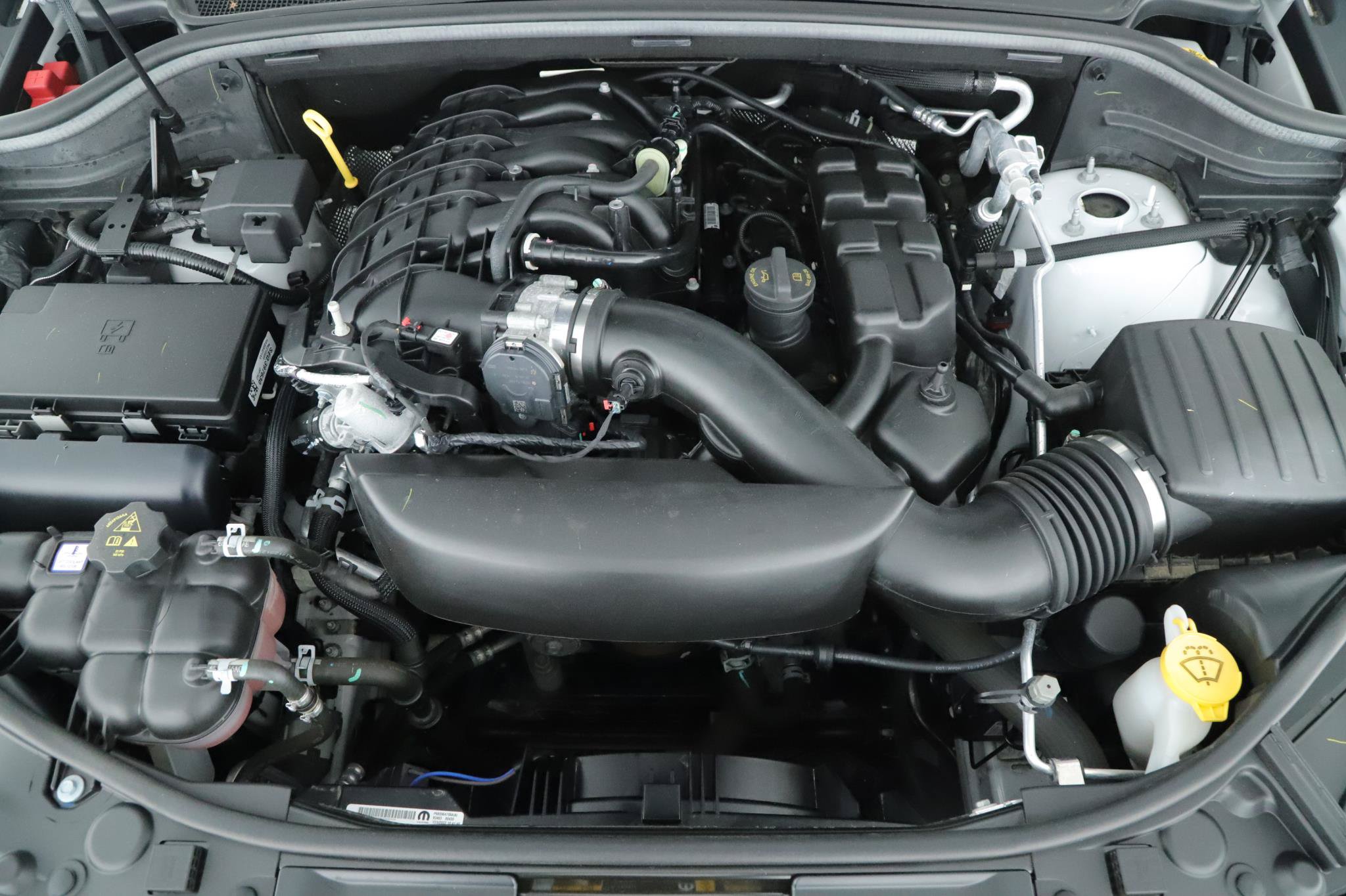 Used 2022 Dodge Durango GT w/ Blacktop Package AWD/4WD image 17