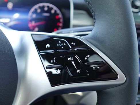 New 2026 Mercedes-Benz GLC 300 GLC 300 image 24