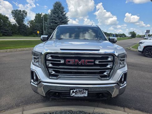 Used 2019 GMC Sierra 1500 SLT w/ SLT Premium Package AWD/4WD image 4