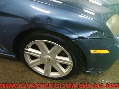 Used 2006 Chrysler Crossfire Limited image 14