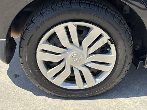 Used 2017 Honda Fit LX image 7