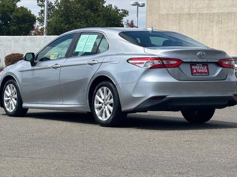 Certified 2019 Toyota Camry LE FWD image 7