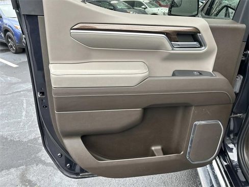 Used 2022 Chevrolet Silverado 1500 RST image 19