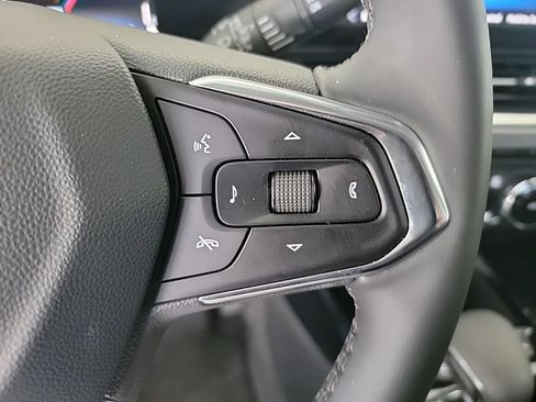 Used 2025 Chevrolet Trax ACTIV w/ Driver Confidence Package FWD image 17