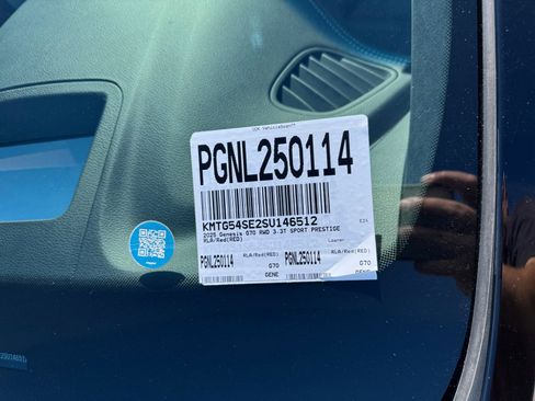 Used 2025 Genesis G70 3.3T Advanced w/ Sport Prestige Package image 25