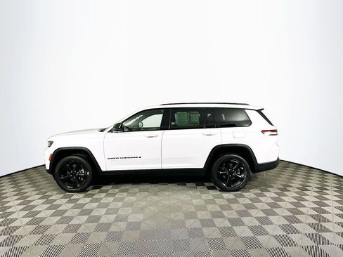 Certified 2023 Jeep Grand Cherokee L Laredo image 7