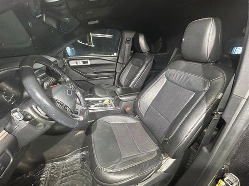 Used 2020 Ford Explorer Limited image 9
