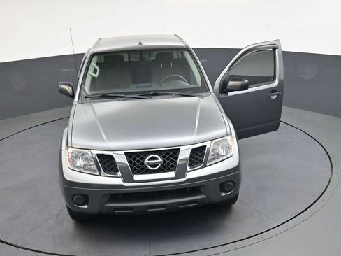 Used 2018 Nissan Frontier SV image 39