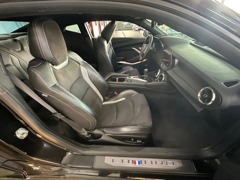 Used 2021 Chevrolet Camaro SS image 33