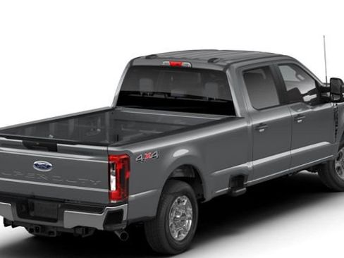 New 2026 Ford F250 XLT image 3