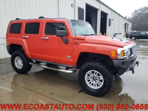 Used 2009 HUMMER H3 Adventure image 1