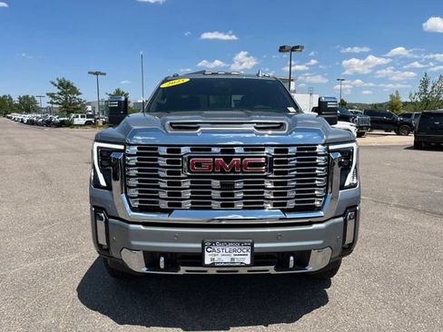 Used 2025 GMC Sierra 3500 Denali w/ Denali Reserve Package AWD/4WD image 9