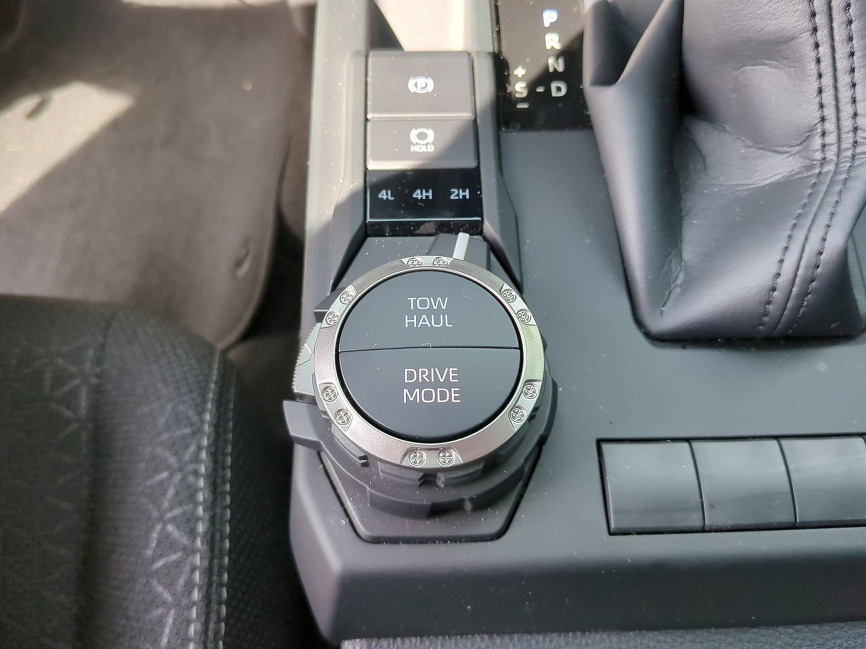 Used 2026 Toyota 4Runner SR5 AWD/4WD image 25