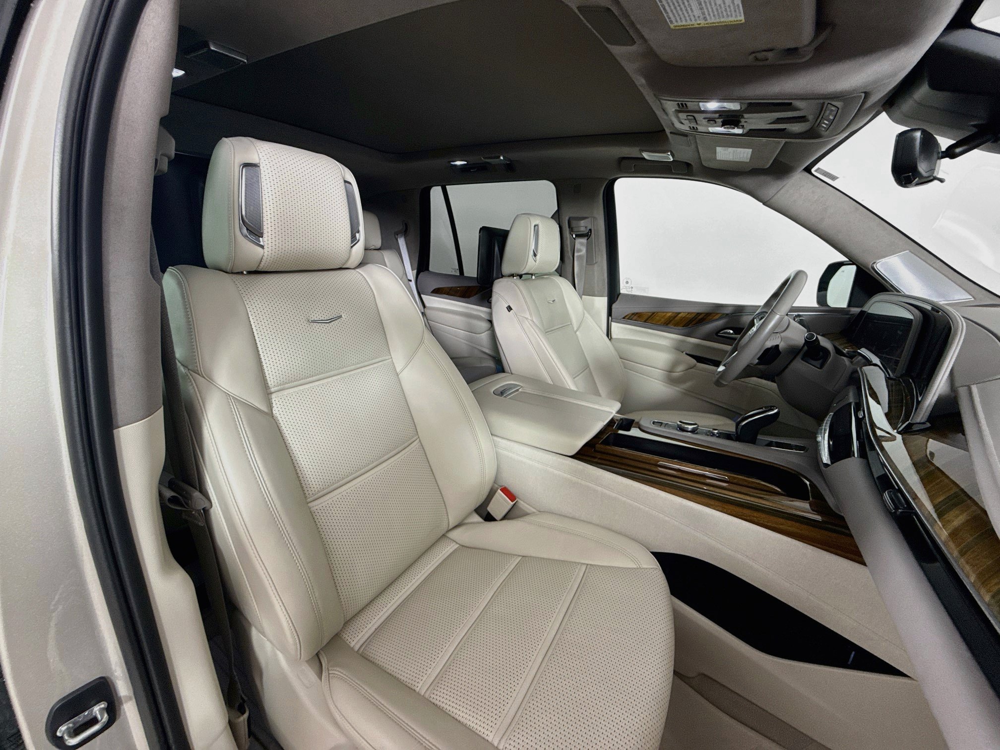 Certified 2021 Cadillac Escalade Sport Platinum AWD/4WD image 35