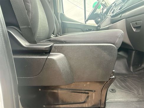 Used 2024 Ford Transit 250 Low Roof w/ Exterior Upgrade Package image 12