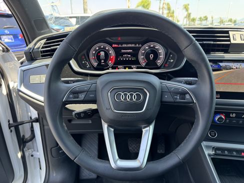 Used 2024 Audi Q3 2.0T Premium Plus w/ Premium Plus Package AWD/4WD image 20