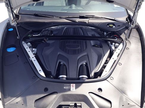 Certified 2025 Porsche Panamera 4 w/ Premium Package AWD/4WD image 26