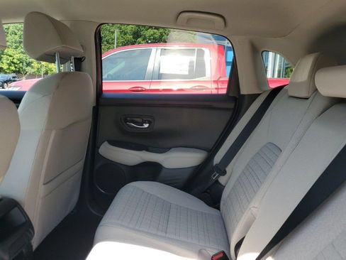 New 2027 Honda HR-V LX image 9