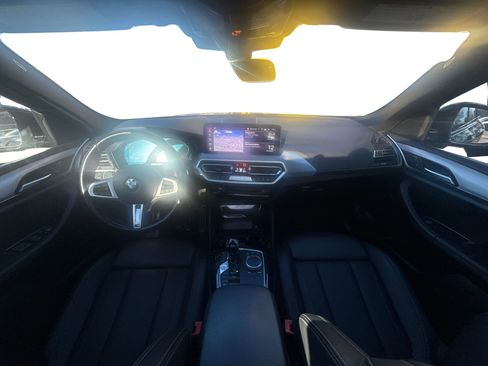 Used 2022 BMW X4 xDrive30i w/ M Sport Package image 11