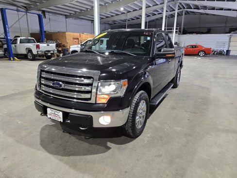 Used 2014 Ford F150 Lariat w/ Equipment Group 502A Luxury image 3