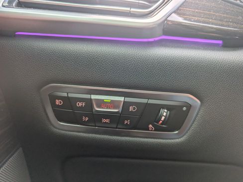 Used 2021 BMW X5 xDrive45e w/ M Sport Package image 29