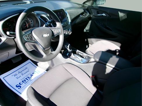 Used 2024 Chevrolet Malibu LS image 12