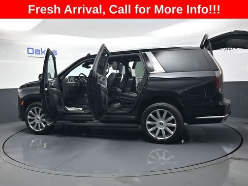 Certified 2021 Cadillac Escalade Premium Luxury Platinum AWD/4WD image 61